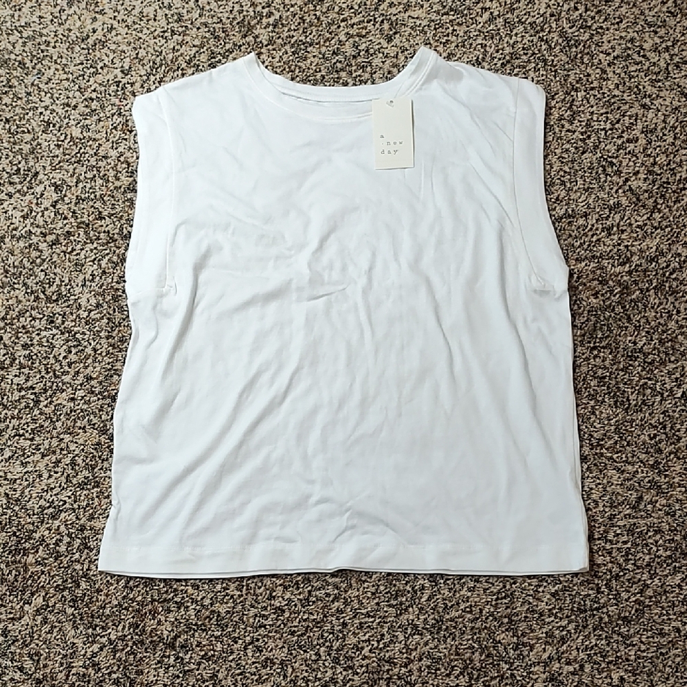 A New Day | White Sleeveless Women's Top Large